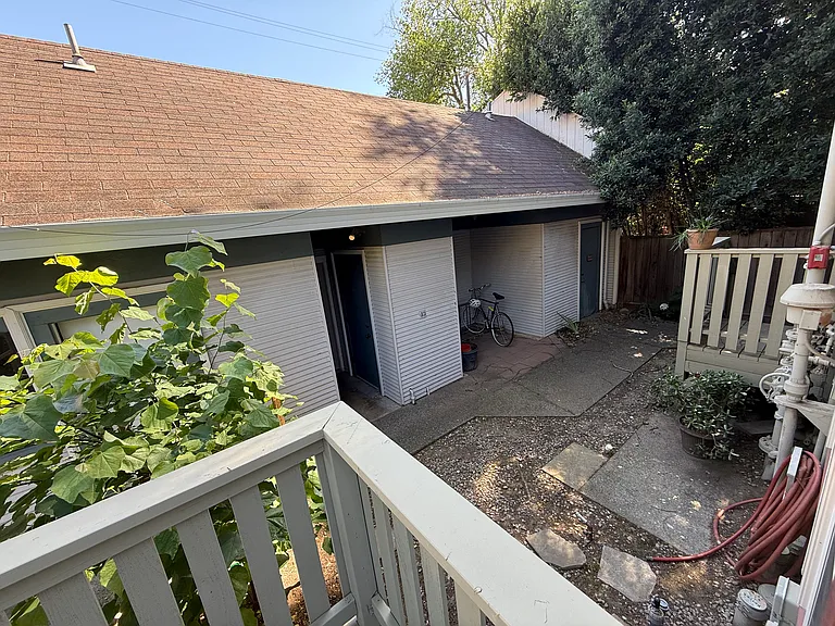 2209 I St — Photo 37
