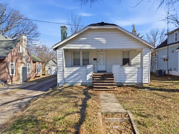 1003 W Davis St, Fayette, MO 65248
