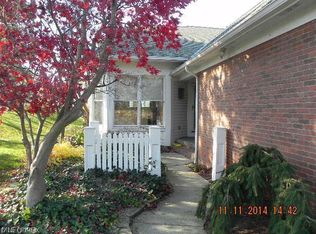 3761 E Lake Rd, Sheffield Lake, OH 44054