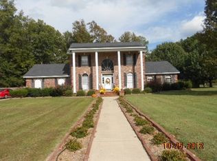 100 Woodberry Ct, Crossett, AR 71635
