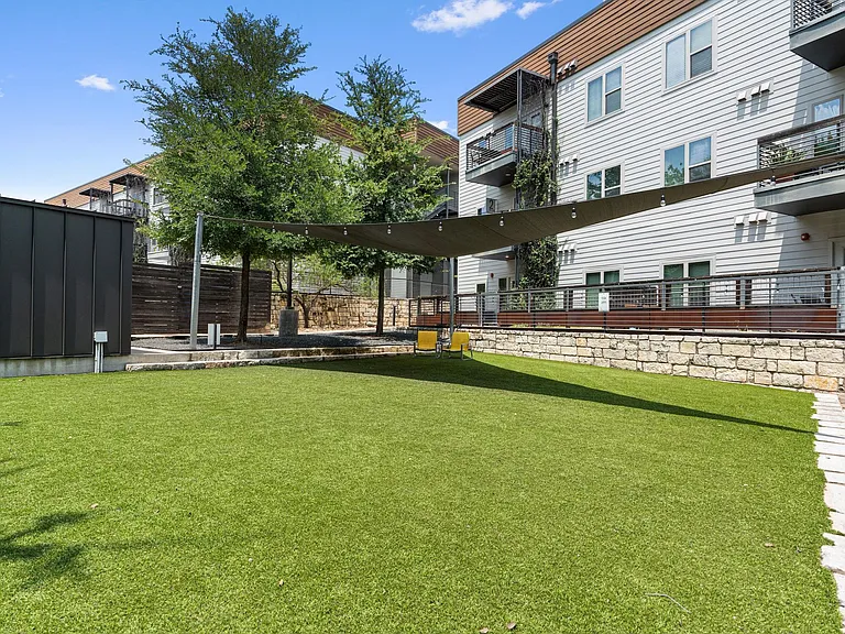 2501 Thornton Rd — Photo 23
