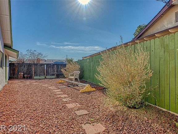 5th image of 4600 Lilliput Ln
