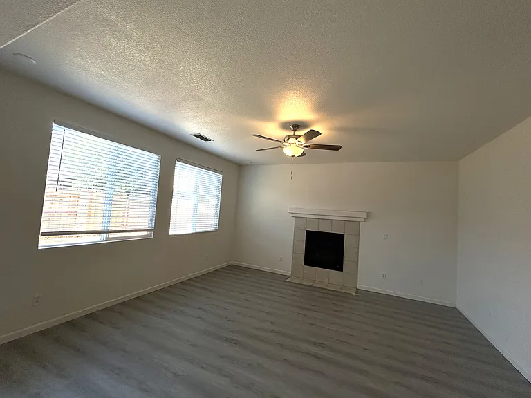 5309 McLean Dr — Photo 6