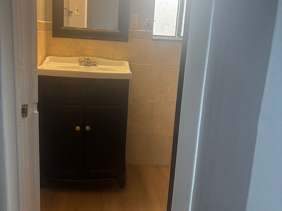 1st image of 1823 E Passyunk Ave #2F