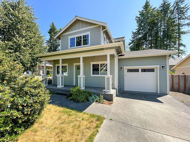 1st image of 25770 Arklow Pl NE