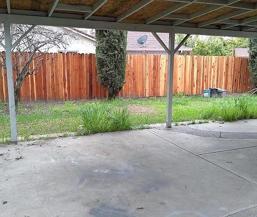 4th image of 1810 Los Robles Blvd