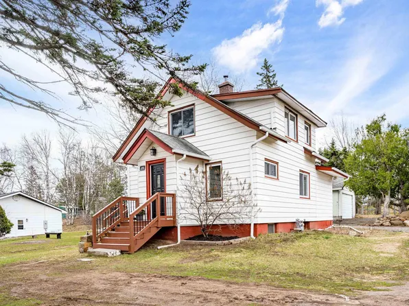 2352 Pershing St, Duluth, MN 55811