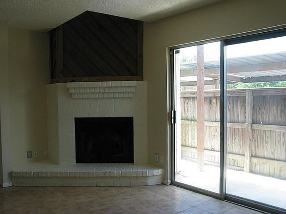 4th image of 1900 Bay Area Blvd APT C116