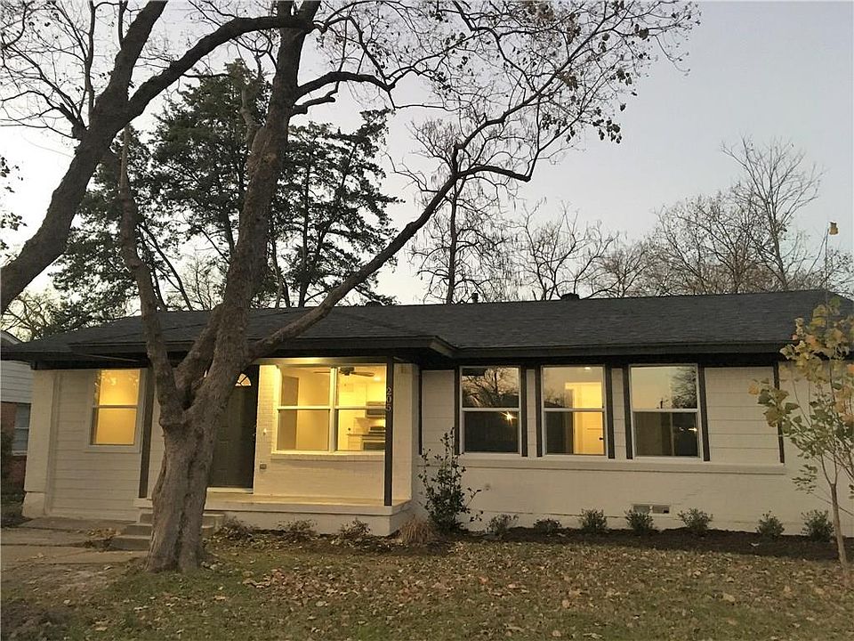 1st image of 205 W Daugherty Dr