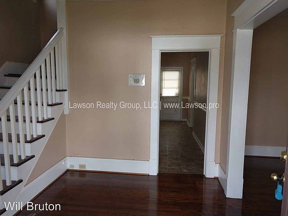 5th image of 2330 Staunton Ave NW