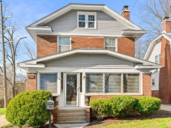 629 W Downer Pl, Aurora, IL 60506