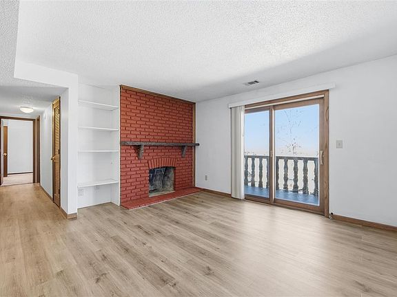 4th image of 1512 1st Ave #C204n
