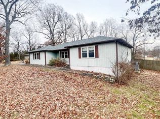 950 Chickasaw Dr, Madisonville, KY 42431