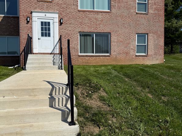 8 Rockridge Ct APT 12