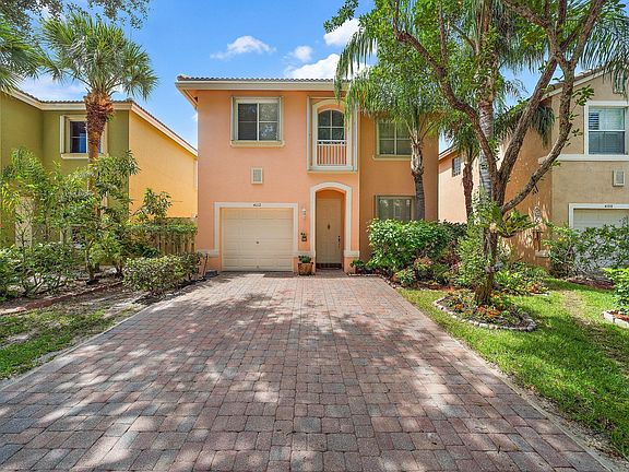 2nd image of 4112 Lake Tahoe Cir