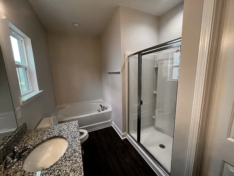 1315 Grayson Ave — Photo 12