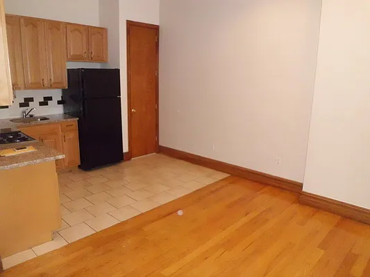 Rented by SBJ Brokerage, LLC | media 28