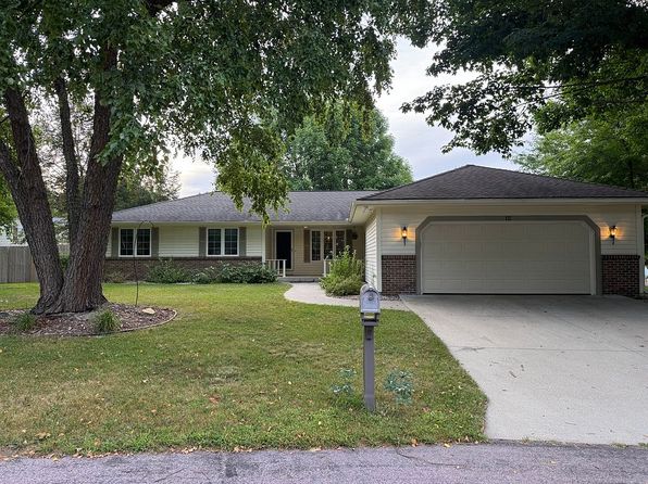 15 Caroletta Ct