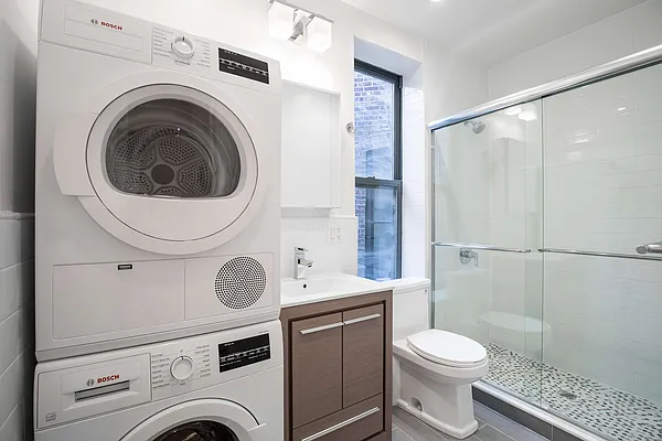 Rented by Nooklyn NYC LLC | media 2