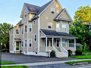 96-98 Walnut St, Agawam, MA 01001