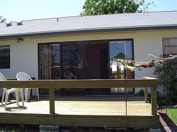 DECK OFF FAMILY ROOM