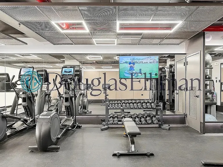 295 Park Ave S #7C — Photo 7
