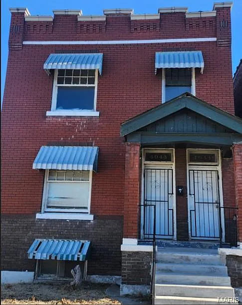 4043 Palm St photo 1