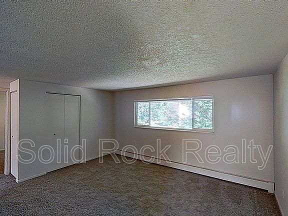 5th image of 2909-2 N Sage St