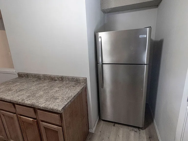 216 Wheaton Ct — Photo 8