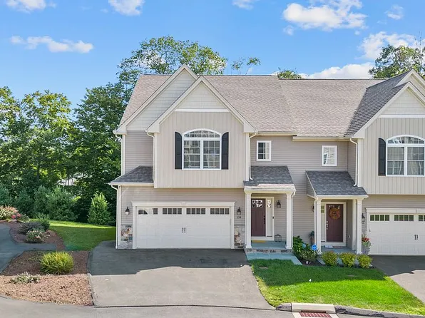 134 Wells View Rd, Shelton, CT 06484