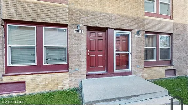 3 bed, 1000 sqft, $2,000 — Photo 2