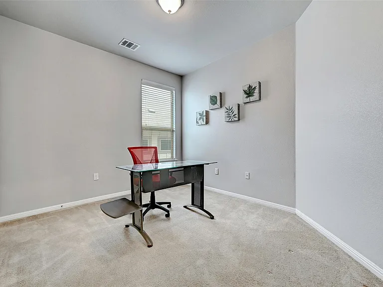 912 Sleepy Dell Ln — Photo 20