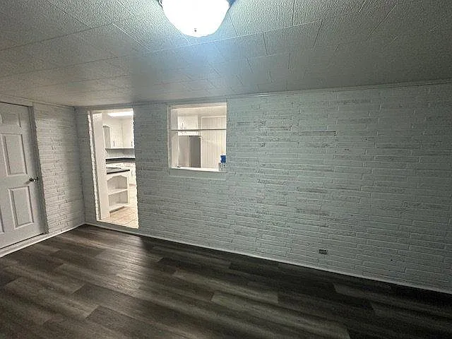Unit Photo