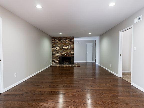 3rd image of 3224 Norzel Dr