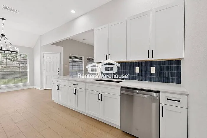 611 Orchard Ln — Photo 11