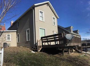 629 W 3rd St, Dubuque, IA 52001