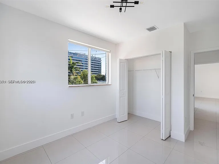 2280 SW 32nd Ave #201 — Photo 14