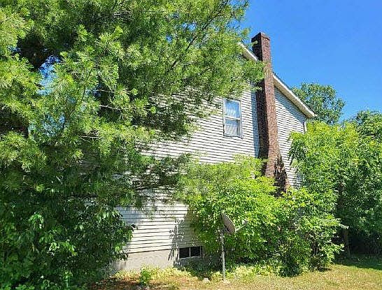 2nd image of 2912 Saybrooke Blvd