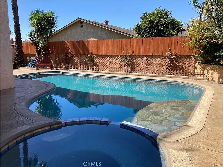 9934 La Vine St — Photo 51