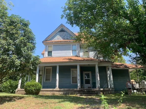 224 C St SW, Ardmore, OK 73401