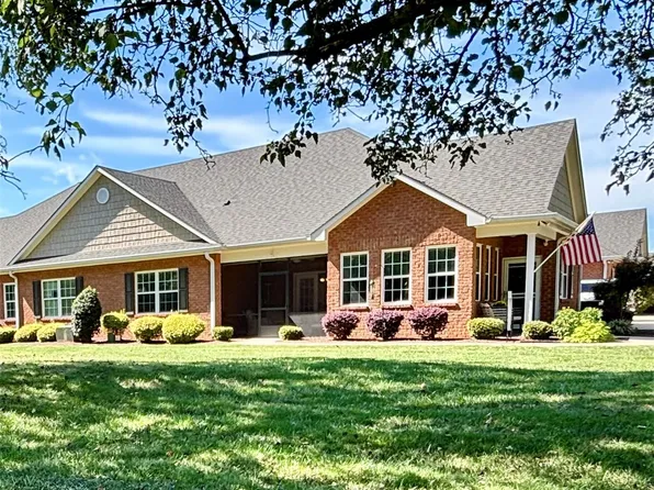 8242 Symphony Ct #58, Denver, NC 28037