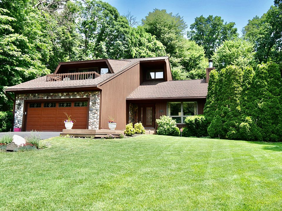 1st image of 1611 Wildwood Ln