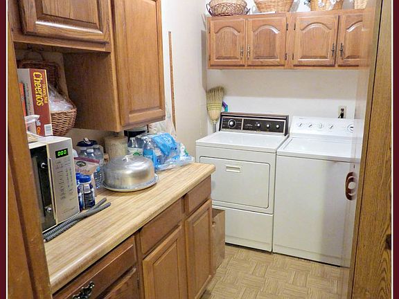 4th image of 608 Briarwood Dr