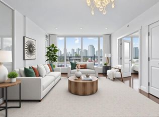 1833 Crowe St #502, Vancouver, BC V5Y 0A2