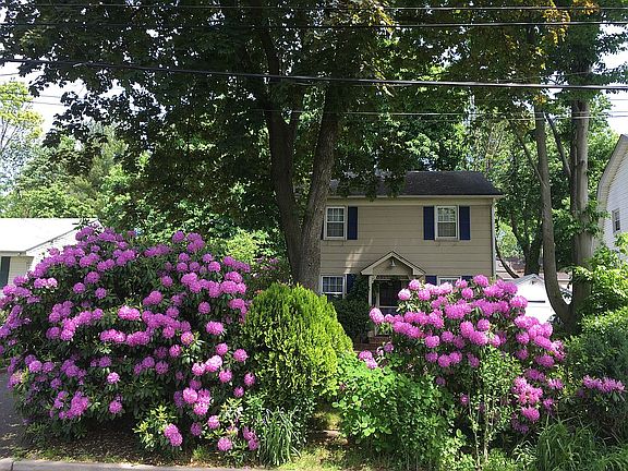 4th image of 26 Jewett Ave