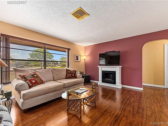 5th image of 256 SE Lakehurst Dr