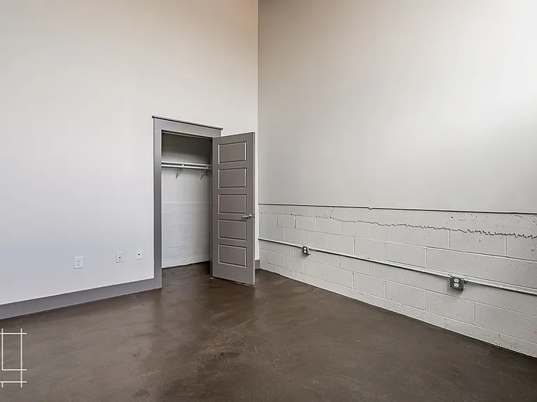 Wonder Bread Lofts — Photo 58