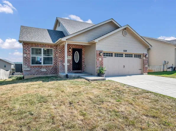 1119 Marathon Dr, Foristell, MO 63348