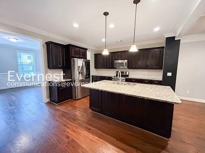 2148 W Village Ln SE — Photo 3
