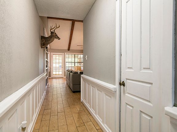 3rd image of 113 Briar Green Dr